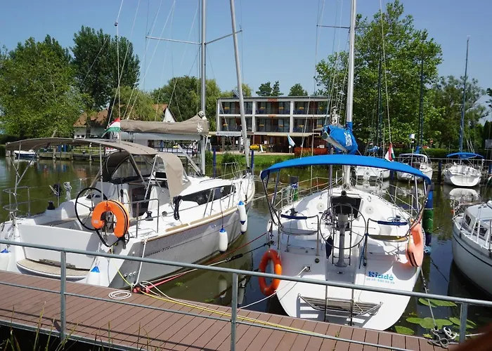 Ida Case de vacanță Balatonmáriafürdő